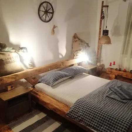 Chostello Ecomis Rustik *